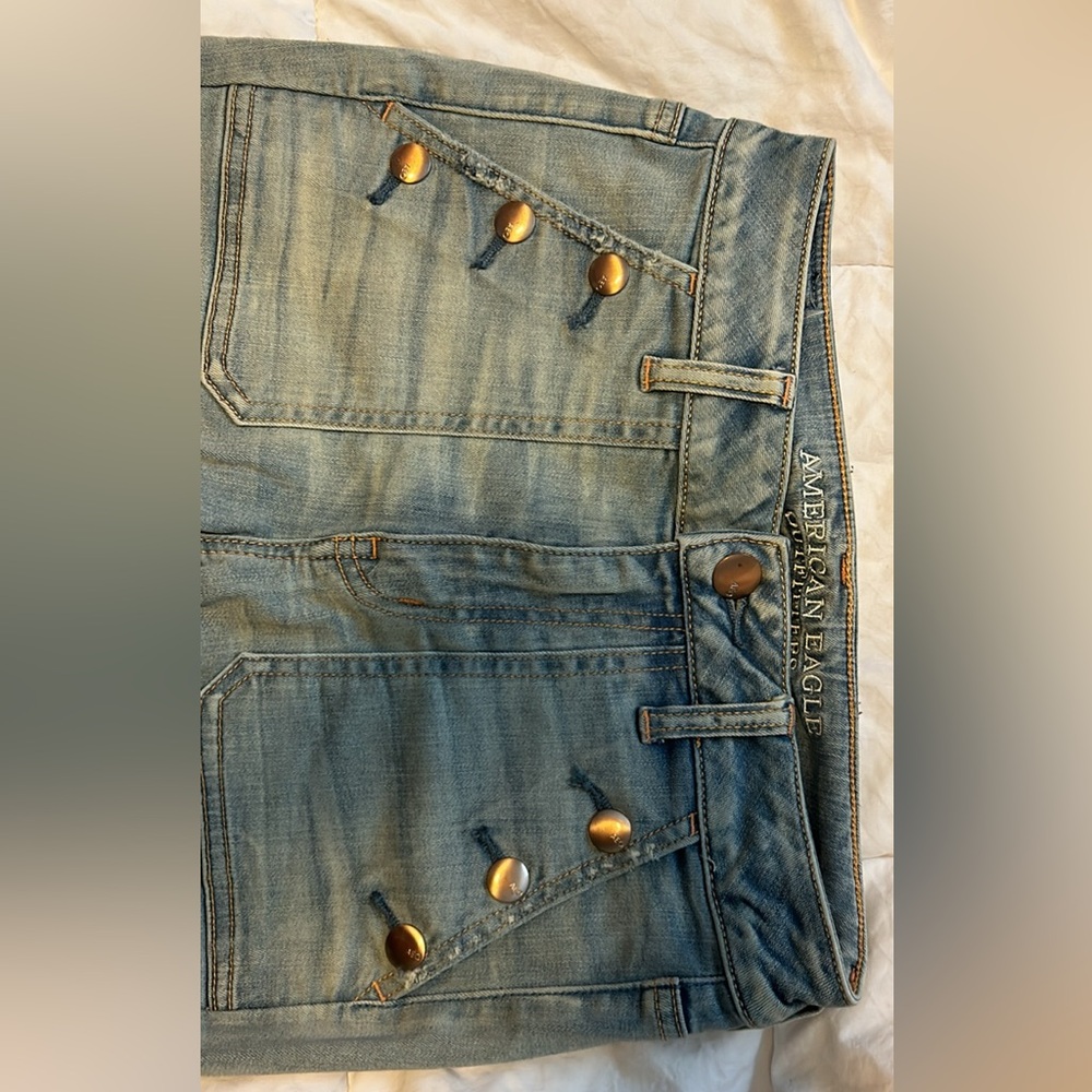 American eagle jeans size 2 hi-rise boho artist style